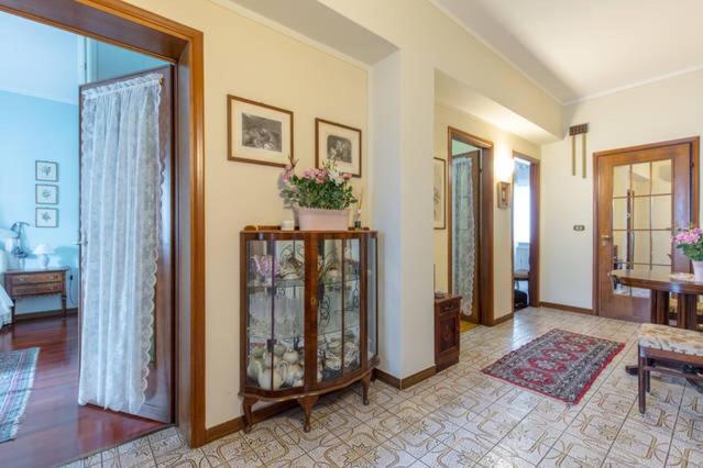 Le Bouganville Apartment เดเซนซาโนเดลการ์ดา ภายนอก รูปภาพ